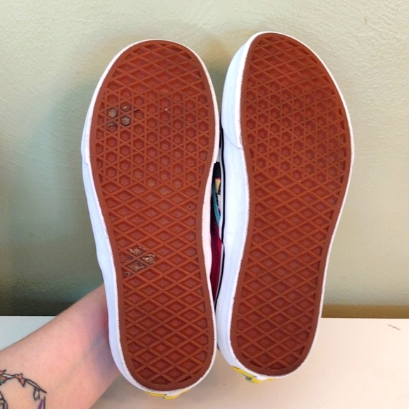 * SOLD * - Picture 14 of 16